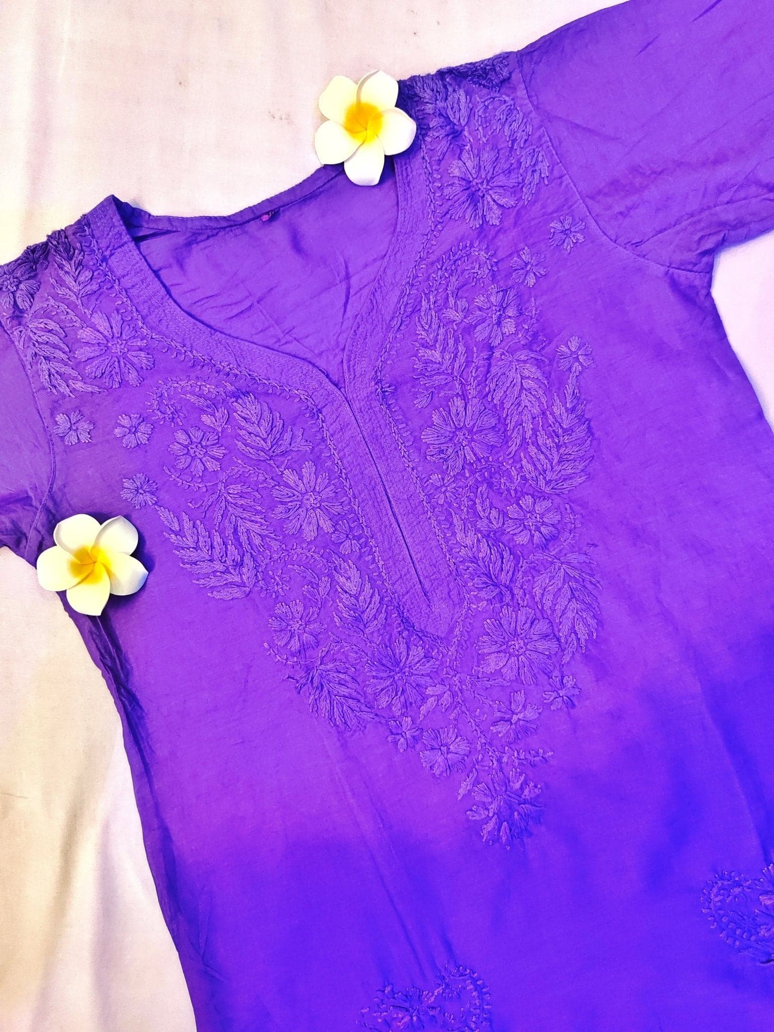 Mul Chanderi Handcrafted Chikankari Ombre Short Kurta - Twilight Violet